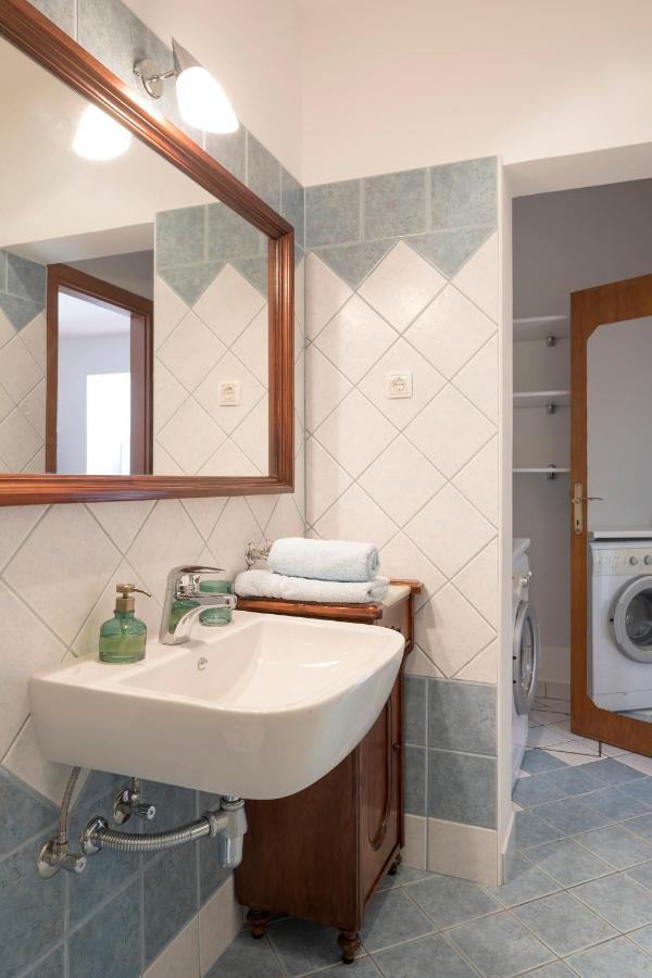 Seaside Parenzana Comfort With Free Parking Izola Exterior photo